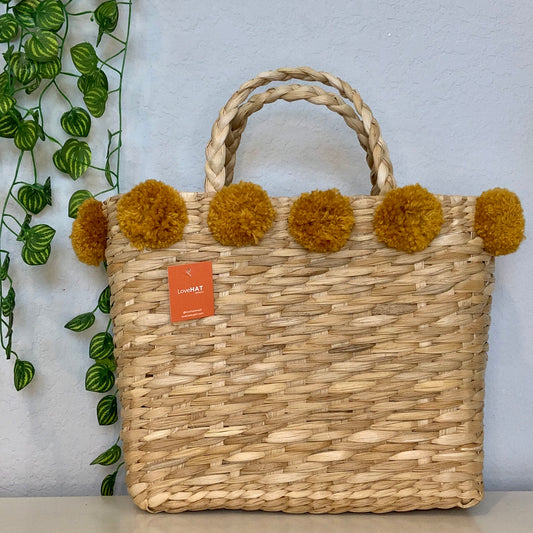 Bag de palha pompom caramelo